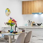 Modern Toy Style Apt At Heart Kogarah